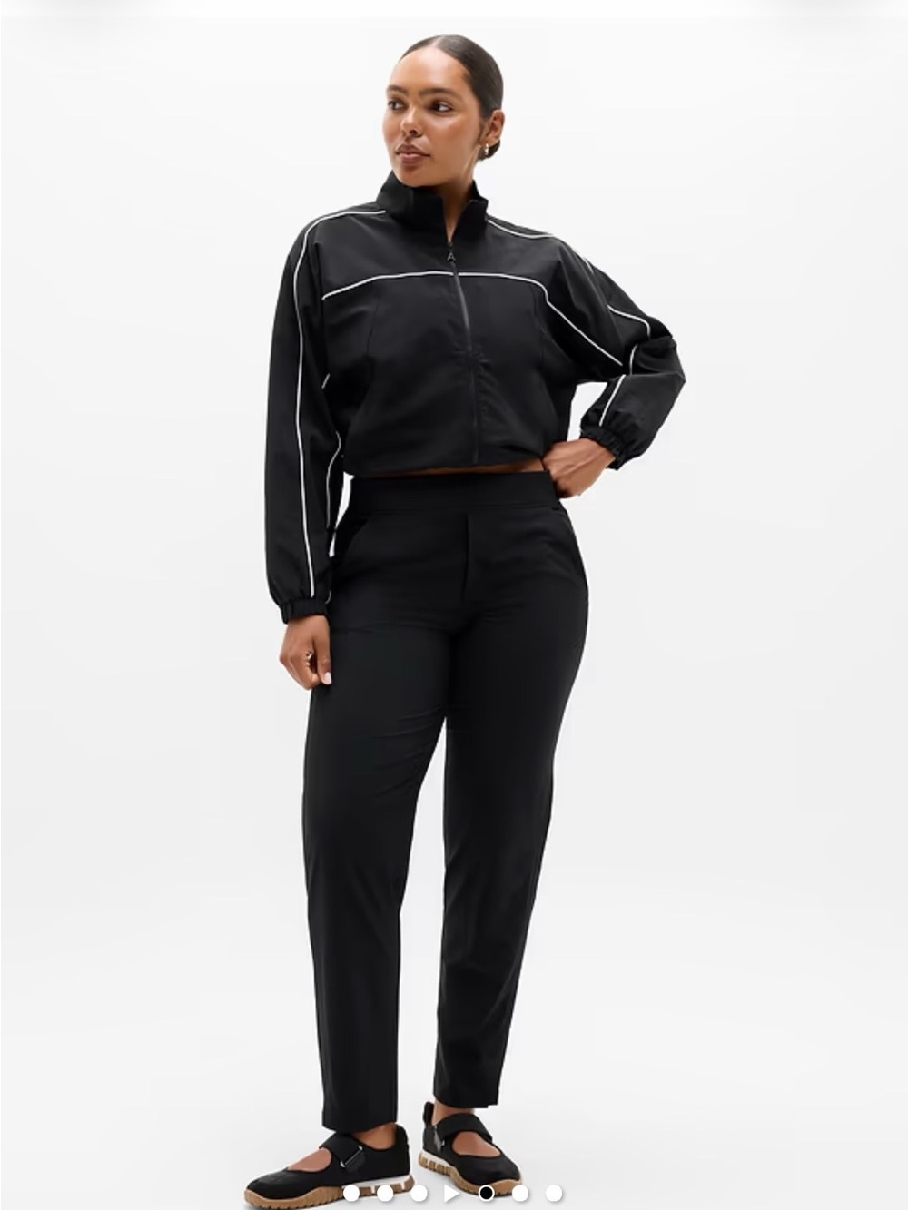 EUC Athleta Brooklyn Mid Rise Ankle Pants Black Size 20
